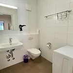 Ch Gare דירה *